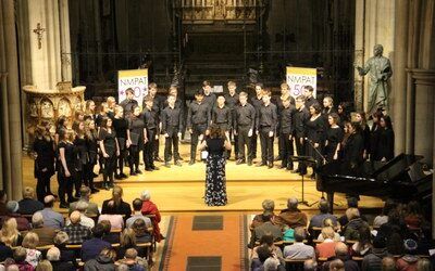 La joven orquesta y el coro del condado británico de Northamptoshire actúan mañana domingo en el monasterio de Veruela