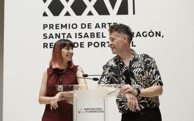 Rebeca Zarza, con su obra ‘Materia que recuerda’, ganadora del XXXVI Premio de Arte Santa Isabel de Portugal de la Diputación de Zaragoza