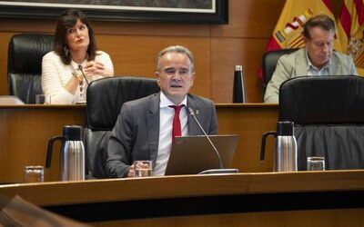 Sánchez Quero propone en las Cortes once medidas para simplificar el gobierno y la gestión de los pequeños y medianos ayuntamientos
