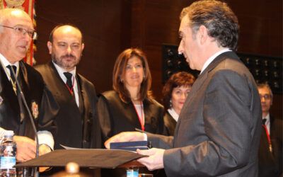 La Diputación Provincial de Zaragoza recibe la Medalla al Mérito del Colegio de Abogados de Zaragoza