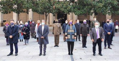 SÁNCHEZ QUERO PARTICIPA EN EL MINUTO DE SILENCIO POR EL DÍA INTERNACIONAL CONTRA LA VIOLENCIA HACIA LAS MUJERES