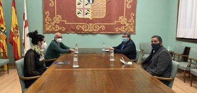 REPRESENTANTES DE LA DIPUTACIÓN DE ZARAGOZA SE REÚNEN CON EL DELEGADO SAHARAUI PARA CONTINUAR CON LOS PROYECTOS DE COOPERACIÓN