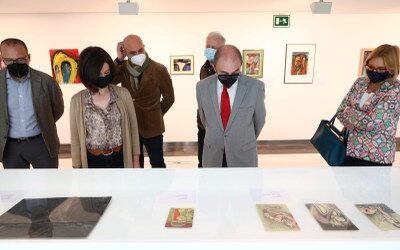 JAVIER LAMBÁN Y TERESA LADRERO VISITAN EL CENTRO DE ARTE Y EXPOSICIONES DE EJEA DE LA DIPUTACIÓN DE ZARAGOZA