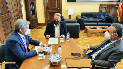 SÁNCHEZ QUERO SE REÚNE CON EL DIRECTOR GENERAL DE SEPES PARA BUSCAR FÓRMULAS DE COLABORACIÓN QUE FACILITEN LA INSTALACIÓN DE EMPRESAS