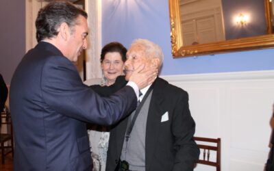 La DPZ reconoce la gran trayectoria profesional de Francisco Cano «Canito», decano de los fotógrafos taurinos