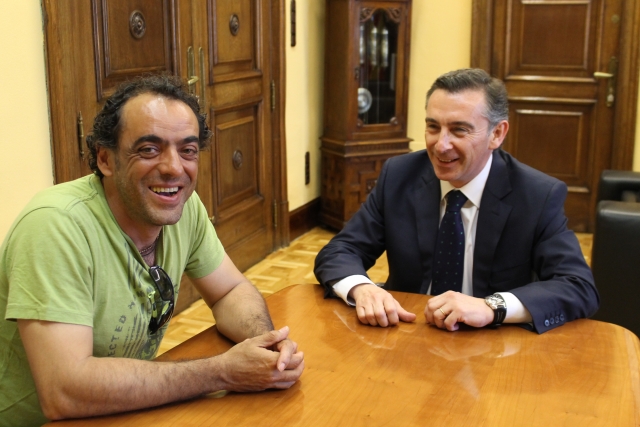 El presidente de la DPZ, Luis María Beamonte, recibe a Carlos Pauner