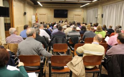 Cerca de un centenar de alcaldes y concejales conocen herramientas y habilidades de comunicación