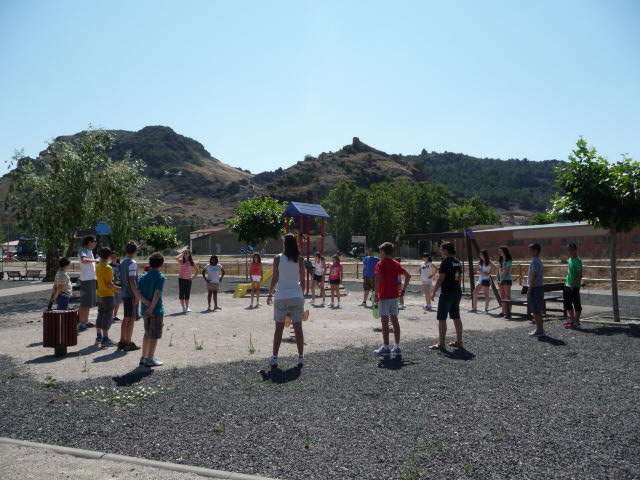 Doscientos veinte escolares de pueblos de la provincia participan en las Colonias de Verano de la DPZ