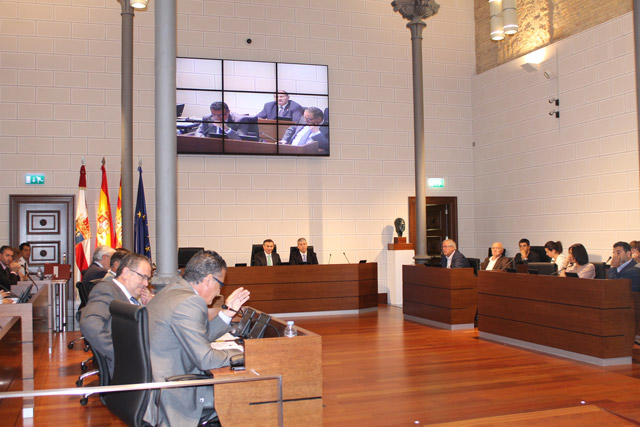 La DPZ invierte en 2013 un total de 36 millones de euros en los municipios a través de planes de cooperación y gasto corriente