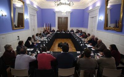 La DPZ explica a los alcaldes el plan de actuación para la reparación de caminos y vías rurales afectados por la crecida del Ebro