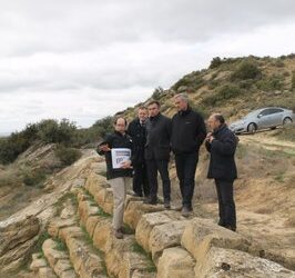 El presidente de la DPZ visita el yacimiento romano de Los Bañales en las Cinco Villas, uno de los más destacados de Aragón