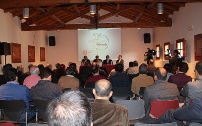 El presidente de la DPZ clausura la jornada informativa sobre el concurso internacional “Garnachas del Mundo”