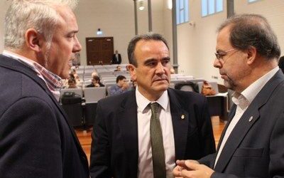 El pleno aprueba el plan de inversiones en los barrios rurales de la provincia, que incluye 33 actuaciones en 25 municipios