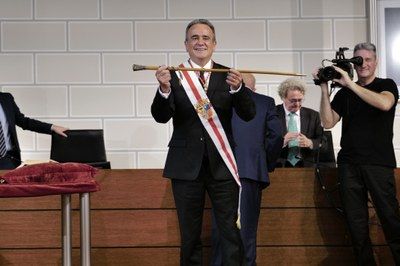 Sánchez Quero, reelegido presidente de la Diputación de Zaragoza para un tercer mandato con los votos del PSOE, En Común-IU y CHA