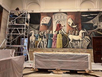 La DPZ comienza la restauración de las pinturas con las que Manuel López Villaseñor decoró el antiguo salón de plenos