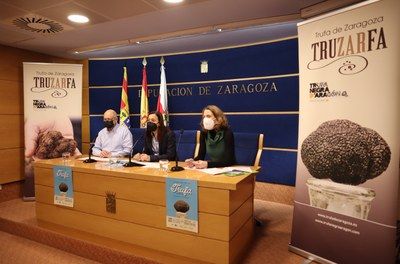 La trufa negra de la provincia llega a Zaragoza en su primera muestra especializada, que se celebra este fin de semana