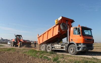 La Diputación de Zaragoza concluye el arreglo de más de 180 kilómetros de caminos dañados por la gran riada del Ebro del año pasado
