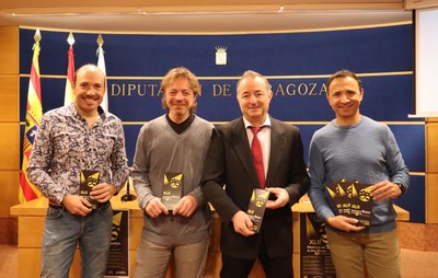 Alfajarín vuelve a convertirse en el centro del teatro aficionado con la 42 edición de su festival nacional José Cardona