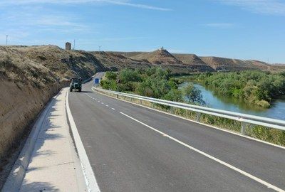 La DPZ finaliza las obras de renovación del firme de la carretera que conecta Mara y Orera y de la que da acceso a Cinco Olivas