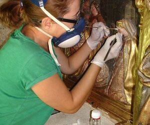 La Diputación de Zaragoza culmina la restauración integral del retablo romanista de la Virgen del Rosario de Langa del Castillo