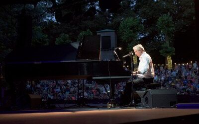 El minimalismo de Wim Mertens abre este sábado el festival Música Viva en la iglesia del monasterio de Veruela