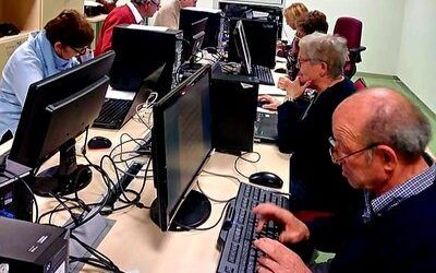 La DPZ concede ayudas por valor de 619.000 € para los cursos de educación de adultos que se imparten en los municipios de la provincia