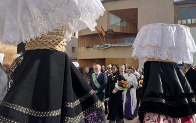Ladrero resalta la singularidad y el sentimiento de orgullo de la procesión de las Panbenditeras de Escatrón