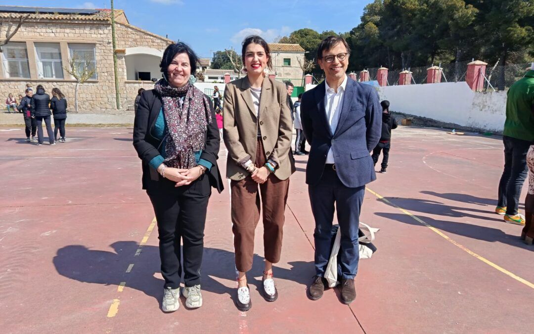Representantes de nueve países visitan la provincia para conocer el modelo de educación para la ciudadanía global de la DPZ