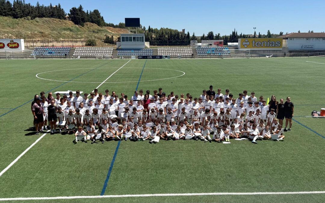 Un total de 130 niños y niñas han disfrutado en Ejea del campus de fútbol organizado por la Diputación de Zaragoza y la Fundación Real Madrid
